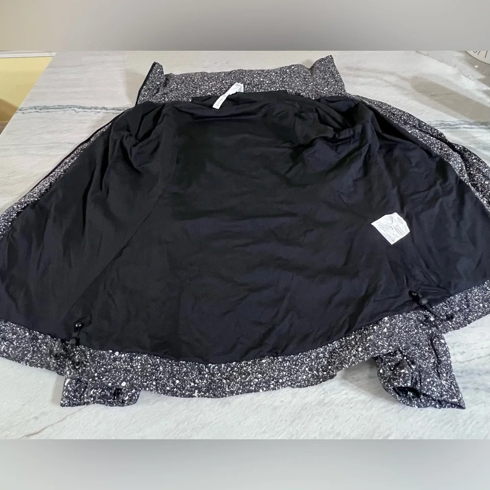 Lululemon Here To Move Jacket - Picture 13 of 13